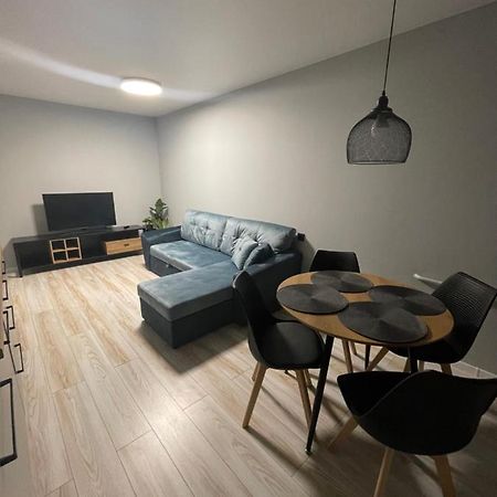 Mb Livinga Apartamentai Naftininku G Mažeikiai Eksteriør bilde