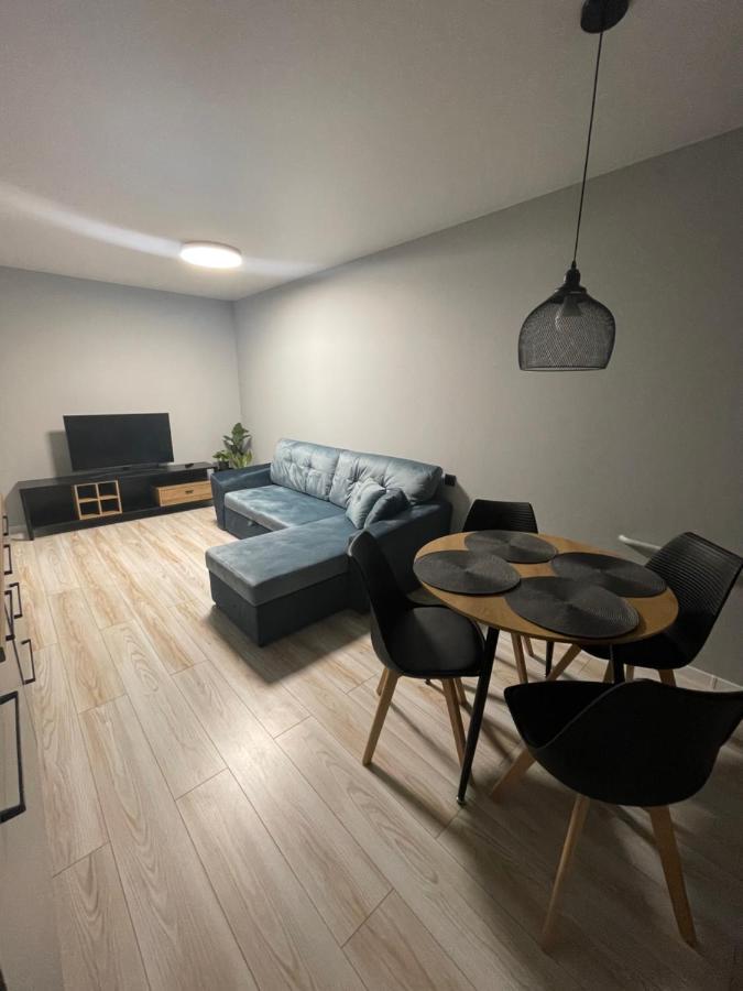 Mb Livinga Apartamentai Naftininku G Mažeikiai Eksteriør bilde
